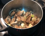 Foto del paso 1 de la receta: Crema de setas, cremosamente buena!!