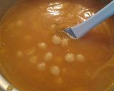 Foto del paso 8 de la receta Garbanzos con gambas en crema de marisco