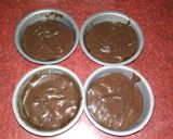 Foto langkah ke 5 dari resep Chocolava Cake.