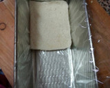 Foto del paso 3 de la receta: Pastel frío de pan de molde, salmón y surimi