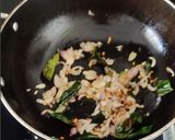 A picture of step 3 of Snake gourd subji.