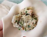 Hình bước làm 3 của món Bánh mandu tôm thịt áp chảo (sủi cảo Hàn Quốc)