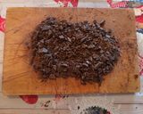 Foto del passaggio 6 della ricetta Zuccotto di pandoro con ricotta e gocce di cioccolato