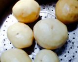 Foto langkah ke 1 dari resep Stik kentang keju.