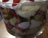 A picture of step 9 of Easy Strawberry Cheesecake Trifle.