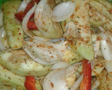Foto del paso 3 de la receta: Pollo al horno con verduras