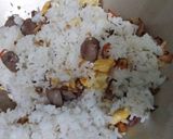 Foto langkah ke 5 dari resep Nasi goreng bakso telur bumbu iris.