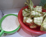 Foto langkah ke 1 dari resep Ketupat metode 5.30.7.
