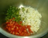 Foto del paso 2 de la receta: Sopa de verduras multicolor