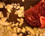 Foto del paso 4 de la receta: Mi osobuco en vino malbec y jugo de naranja