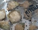 A picture of step 8 of Steamed Banana Dumplings (Kumbilappam).