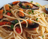 Foto del paso 7 de la receta: Spaghetti con le cozze e pomodorini