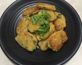 Foto langkah ke 3 dari resep Perkedel Kentang Daun Ketumbar.