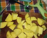 Foto langkah ke 1 dari resep Mashed Potato & Mushroom Sauce.