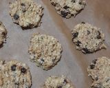 Foto langkah ke 4 dari resep Banana Oat Cookies (Kukis Pisang dan Oat).