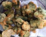 Foto langkah ke 4 dari resep Brokoli goreng tepung.