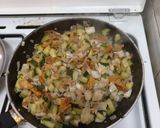 Foto del paso 5 de la receta: Bacalao con setas y vino blanco