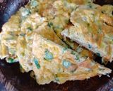 Foto langkah ke 4 dari resep Omelet sayur.