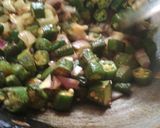 A picture of step 4 of Bhindi.