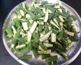 A picture of step 1 of Masala Bhindi fry.