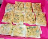 Foto langkah ke 8 dari resep Martabak telur mini.