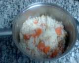 Foto del paso 8 de la receta: Arroz blanco con pollo y zanahoria