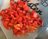 Une image de l'étape 4 de Salade de tomates et concombres au jambon et roquefort.