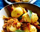 Nadan Mutta roast / dry roast egg curry recipe step 5 photo