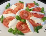 A picture of step 2 of 🍅🌿Caprese Salad🌿🍅.