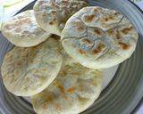 Foto langkah ke 10 dari resep Mozarella Pita Bread.