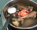 Foto langkah ke 3 dari resep Sup Tom Yum.