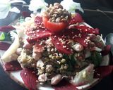 A picture of step 4 of Steamed sprouts salad.