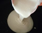 A picture of step 5 of Eggless pancake😍.