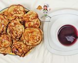 A picture of step 4 of Mini pancake.