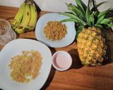 A picture of step 1 of Yoghurt fruit parfait #dessert recipe..