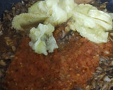 Foto del paso 3 de la receta: Calabacín relleno de boloñesa vegetal