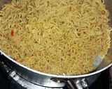 A picture of step 4 of Fried Indomie and Plantain.