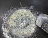 A picture of step 3 of Dabba gosht.