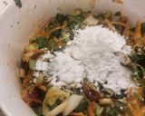 A picture of step 2 of Spring Onion Pakora.