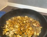 Foto del paso 1 de la receta: Pollo al curry 🍗