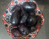 A picture of step 1 of Jamun Lassi.