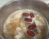 Hình bước làm 1 của món Thịt Má Đùi Gà Nấu Táo Đỏ Pate