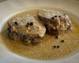 Foto del paso 4 de la receta: Solomillo de cerdo a la pimienta verde en leche de coco