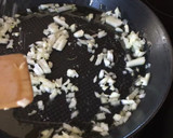 Foto del paso 3 de la receta: Fideuà integral con calamares y langostinos