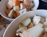 Foto del paso 3 de la receta: Ensalada vegana fresca de pepinos melón y tofu