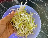 Foto langkah ke 1 dari resep Tauge Ikan Asin.