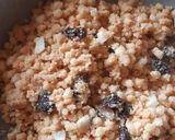 A picture of step 4 of Gond Laddu.