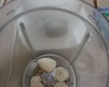 A picture of step 1 of Banana Shake.