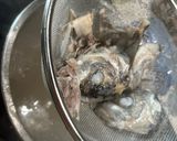 A picture of step 3 of Miso soup made with Fish head.
