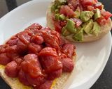 Foto del paso 1 de la receta: Salchiburger con ensaladita